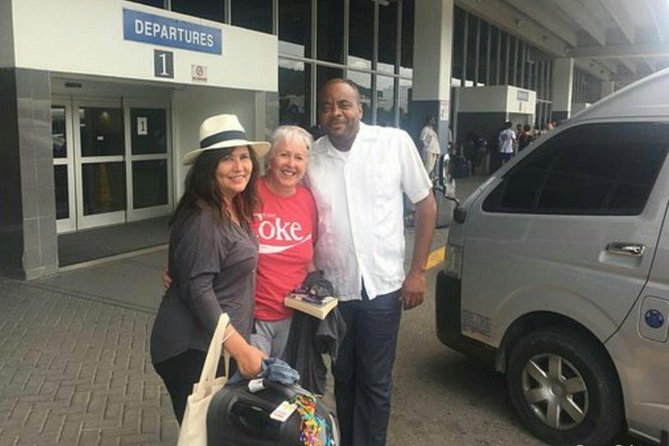 Airport Transfer To Riu Hotel Ocho Rios - Price and Value: What $100 Per Person Gets You