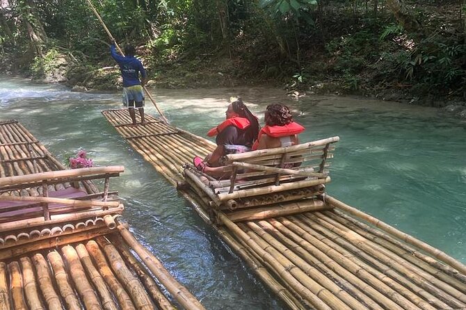 Bamboo River Rafting in Ocho Rios - Stops for Shopping and Snacks: Easy to Love, Easy to Overdo