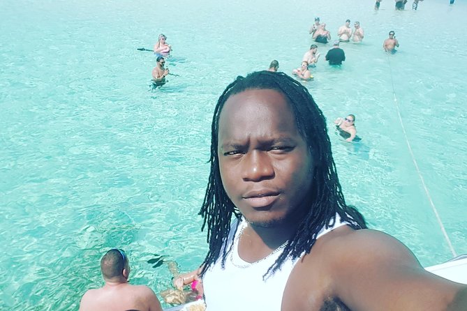 Beach please / Beach day in Ocho Rios Jamaica - Who this beach day is best for