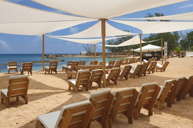 Blue Hole, Dunn's River Falls + Lunch & Cocktails at Bamboo Beach - Timing, group size, and comfort on a long day