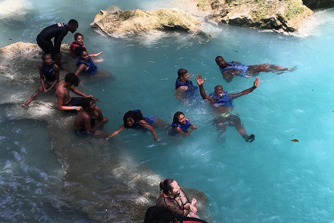 Blue Hole Jamaica Transportation Only - A Real-World Note on What You’ll Remember