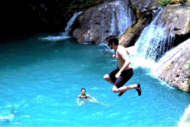 Blue Hole plus Secret Falls and Dunns River Falls Combo from Runaway Bay Hotels - Group Size, Pace, and Guide Quality: What You Can Control