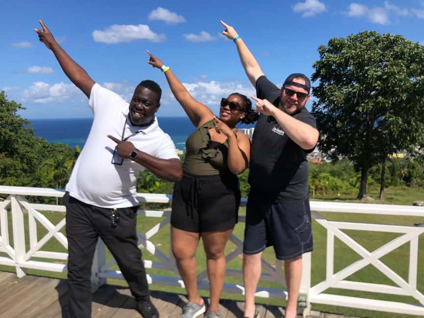 Bob marley 9 Miles & Dunns River Tour from Ocho Rios - Scotchies Lunch Stop: Optional Food That Changes the Mood