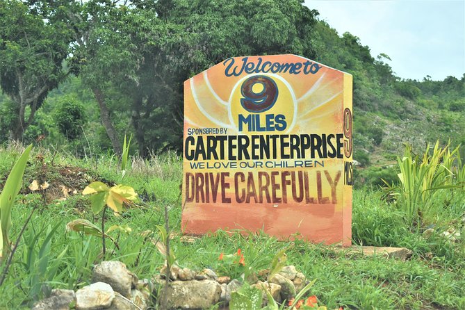 Bob Marley's Nine Mile Day-Trip with Admission & Guided Tour from Runaway Bay - The Burial Church With His Guitar: Why This Stop Feels Different