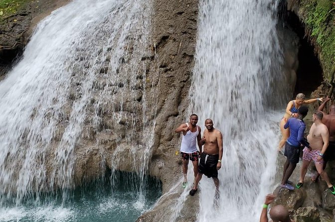 Dunn's River and Blue Hole Tour from Ocho Rios - Should You Book This Dunn’s River and Blue Hole Tour?