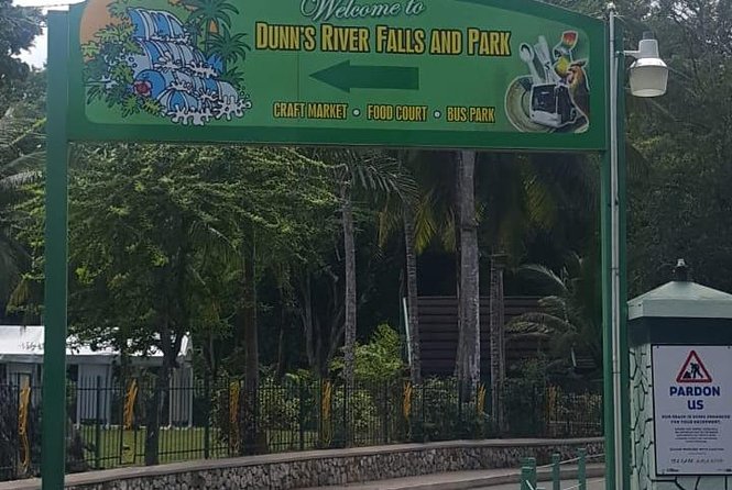 Dunn's River and Blue Hole Tour from Ocho Rios - Dunn’s River Falls: Climb Energy and Smart Footwear