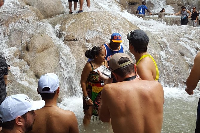 Dunn's River Falls and Beach From Ocho Rios Jamaica - Transportation from Ocho Rios: the real comfort factor