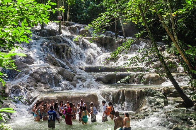 Dunn's River, River Tubing and Lunch Combo - From falls to tubing: the switch from action to calm