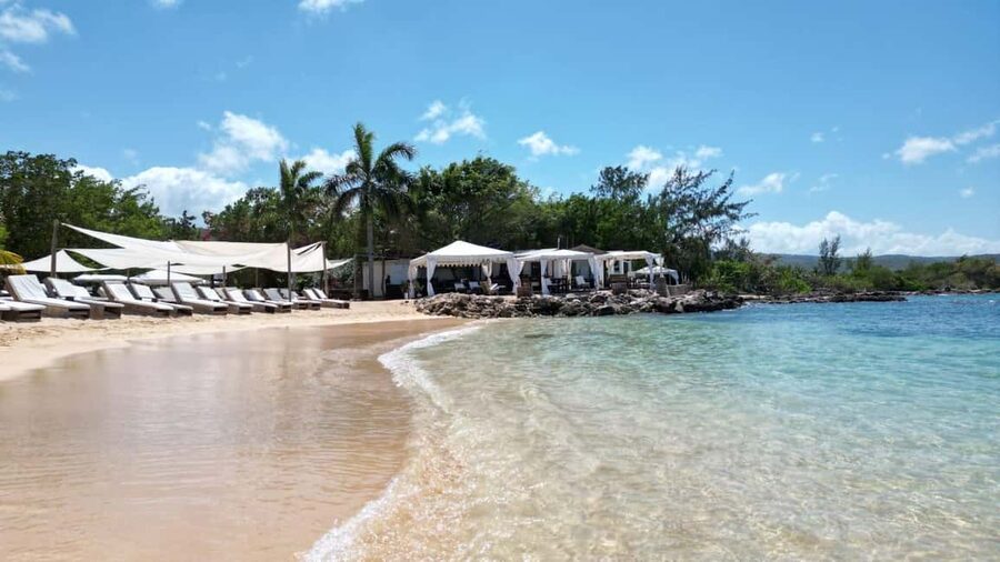 Falmouth: Dunn’s River Falls & Bamboo Beach Club VIP Access - The 4-Course Lunch Served Beachside: Why VIP Matters Here