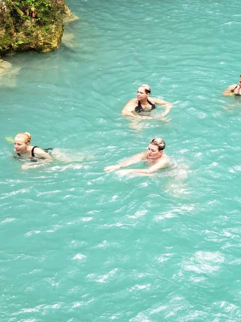 From Ocho Rios: Blue Hole Secret Waterfall & Highlight Tour - The tour duration: 150 minutes and why timing matters