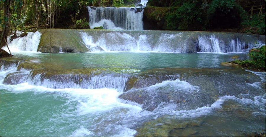 From Ocho Rios: Blue Hole Secret Waterfall & Highlight Tour - The countryside ride: the quiet part of the itinerary