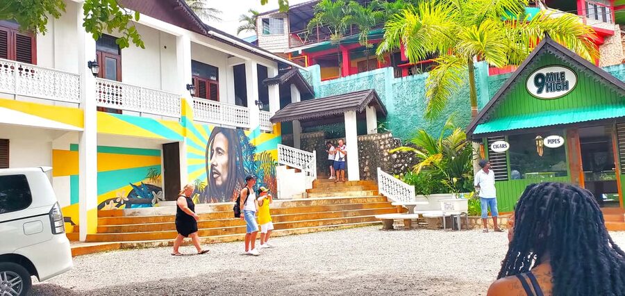 From Ocho Rios: Bob Marley Mausoleum Entry Tickets and Tour - The guided mausoleum tour: Tickets included, guide included, time managed