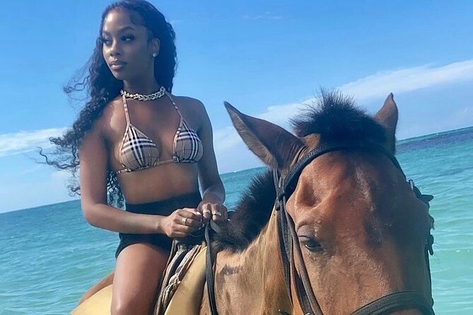 Horseback riding + Bamboo river rafting tour from Ocho Rios - Stop 1 on the White River: a bamboo raft ride with real chill time