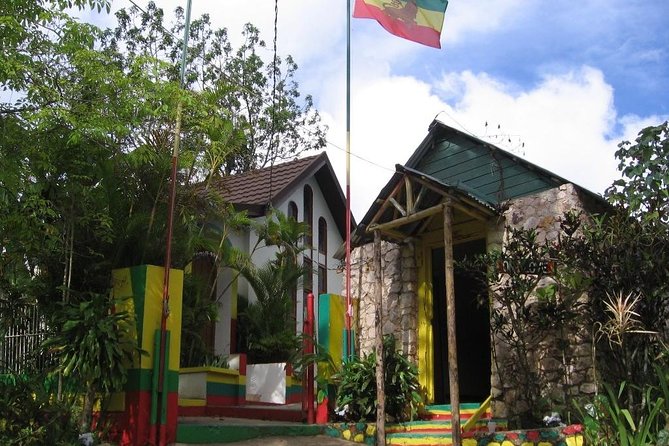 Jamaica Combo Tour: Dunn's River Falls and Bob Marley’s Nine Mile - Nine Mile: Marley’s Hometown and the Stops That Matter