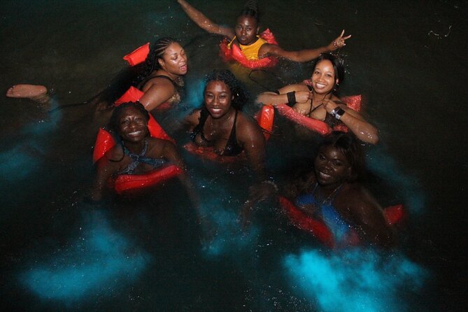 Luminous lagoon Private & Group tour from Runaway Bay - Pay the entrance fee on arrival, then grab your drink