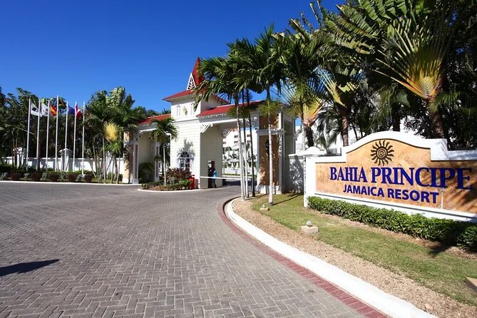 Montego Bay Bahia Principe Grand Jamaica Private Airport transfer - What the Pickup Looks Like (and Why It Feels Easier)