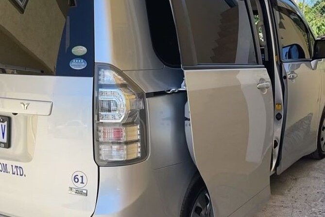 Montego Bay Private Airport Transfers - Round Trip - Airport Pickup That Gets You Off the Grid Fast