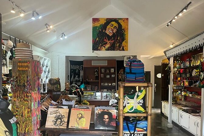 Nine Mile Reggae & History Guided Tour to Bob Marley's Birthplace - Stop at Nine Mile: the birthplace and mausoleum visit