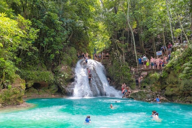 Ocho Rios: Amazing Blue Hole and Chill at Reggae Hill - Blue Hole: swimming at a limestone sinkhole with real character