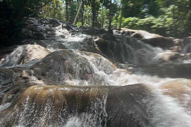 Ocho Rios Blue Hole and Dunn's River Falls Tour - Timing, What’s Included, and the Lunch Gap You Should Plan For
