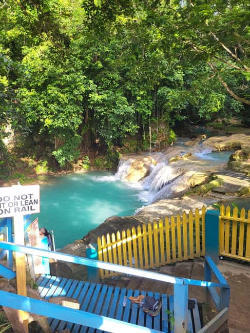 Ocho Rios : Blue Hole and Sightseeing Tour - Pickup and the drive: seeing real Ocho Rios from the road