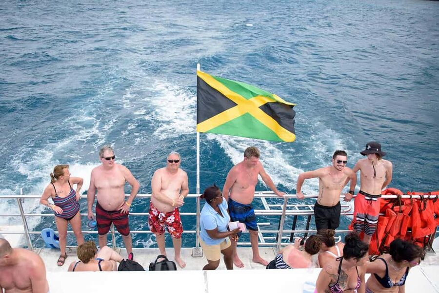 Ocho Rios Catamaran: Dunn's River, Snorkeling & Open Bar - From Cool Runnings Catamarans to Mahogany Beach