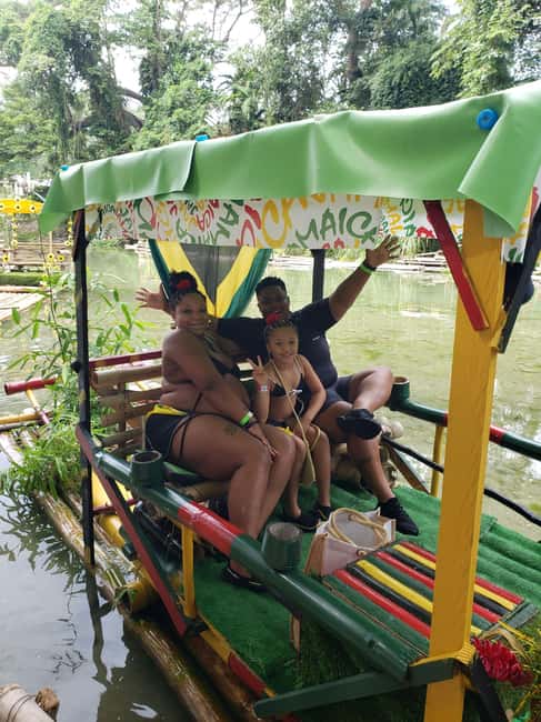 Ocho Rios Jamaica: River Bamboo Rafting Activity - Getting to the meeting point near Island Village Main Entrance