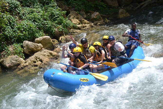 Ocho Rios Shore Excursion: River Rafting and Beach Adventure - From the cruise terminal to the river: transport that keeps you on schedule