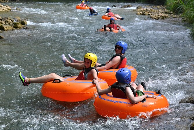 Ocho Rios: Waterfalls, River Tubing, and Beach Adventure - Leaving the cruise terminal: getting to the Rio Bueno fast enough