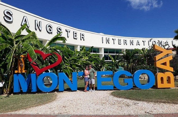 Private Airport Transfer from MBJ to Ocho Rios - Who should book this MBJ to Ocho Rios private transfer?