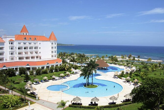 Private Airport Transfer to Bahia Principe Grand Jamaica - Why This Private Transfer Beats Taxi Lines in Jamaica