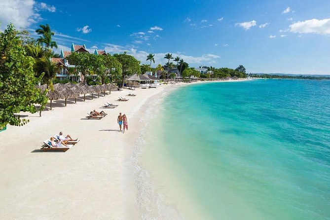Private Negril Day Trip From Ocho Rios - Stop 1: Seven Mile Beach and Margaritaville break