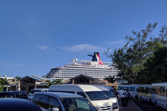 Private Ocho Rios highlight tour - Private Pickup and a 4-Hour Rhythm in Ocho Rios
