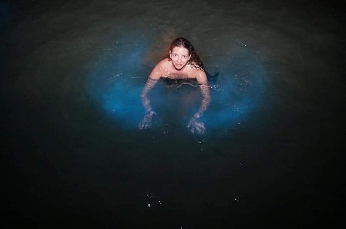 Private Tour from Ocho Rios Runaway Bay to the Luminous Lagoon - The Falmouth cruise port: getting ready for the night swim