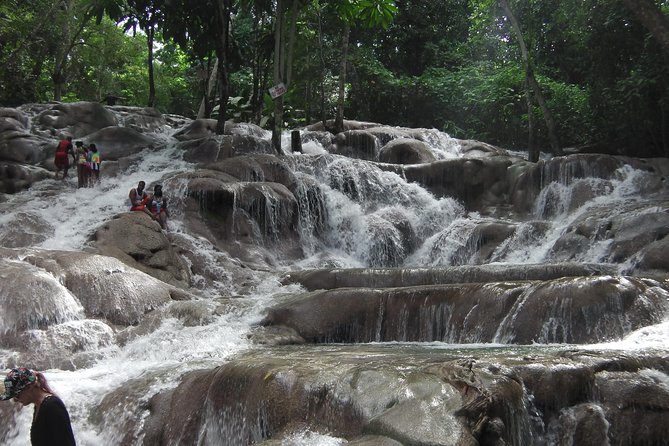 Private Tour From Ocho Rios To Dunn's River Falls - At the Waterfalls: Climbing, Swimming Pools, and Photo Moments