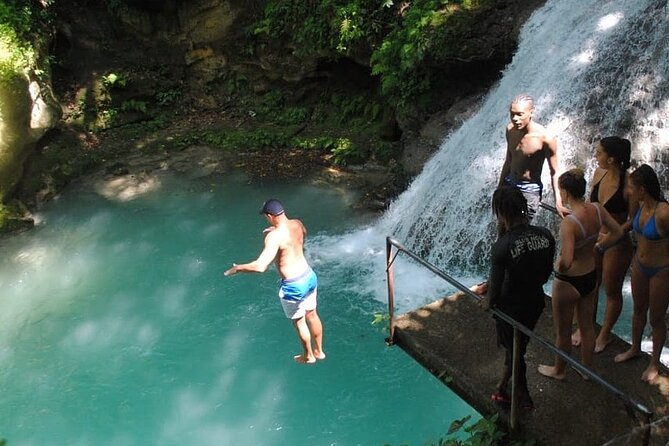 Private Transport to River Tubing or Rafting and Blue Hole combo - Safety, Pace, and the Human Factor